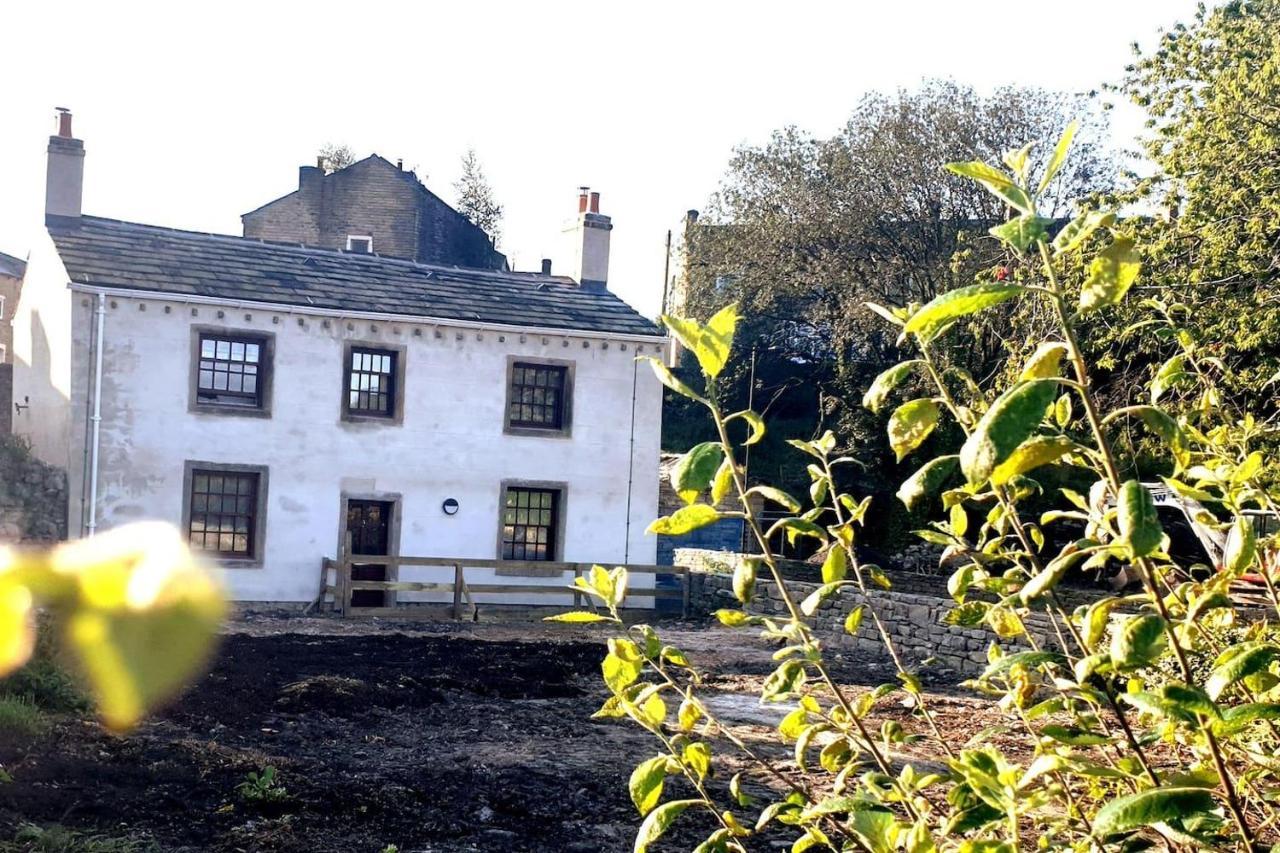 Buck - En-Suite Room In Canalside Guesthouse Burnley Exterior photo